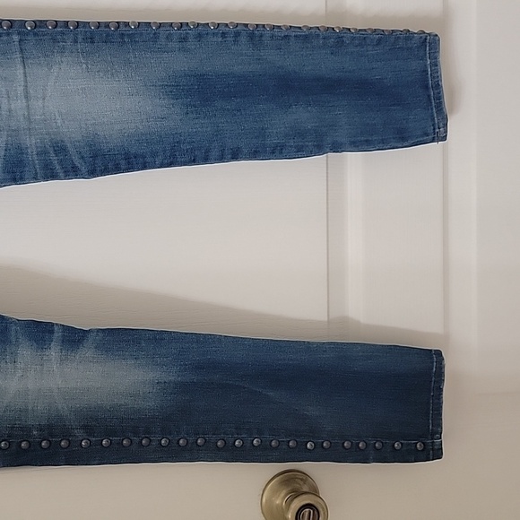 Blank NYC, Size 27, Skinny, Studded 5 Pocket Jeans, Gently Used Condition - Picture 11 of 13